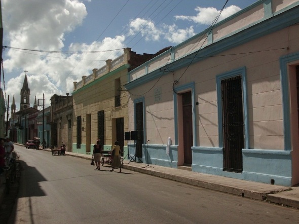 En primer plano Casa natal de la Avellenda, Cuba